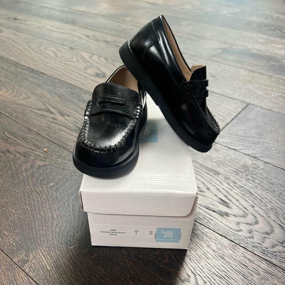 Elephantito toddler loafers, black, SZ: 9- Great condition!